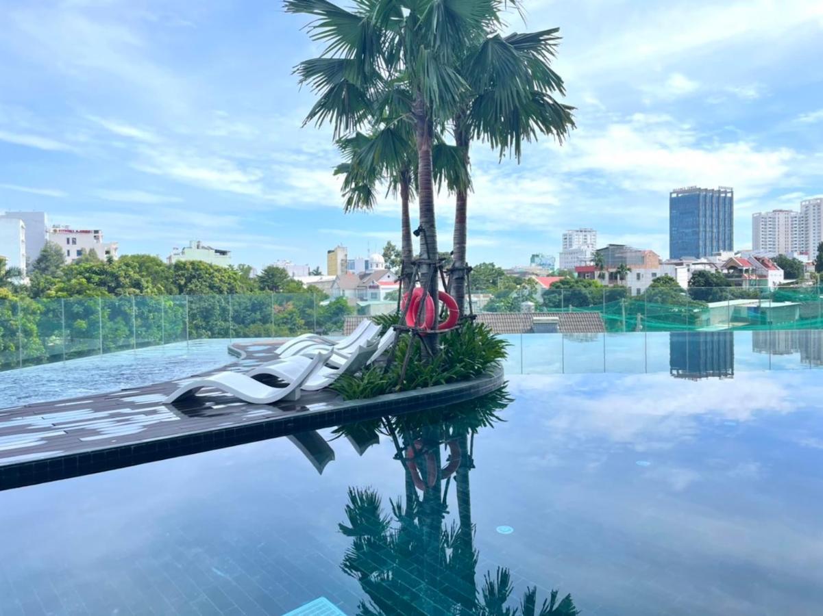 Compass One Building - Luxury Apartments Ap Phu Tho エクステリア 写真
