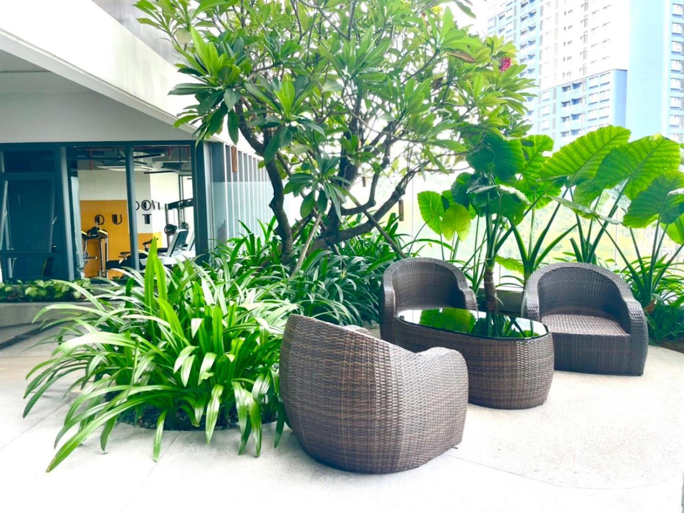 Compass One Building - Luxury Apartments Ap Phu Tho エクステリア 写真